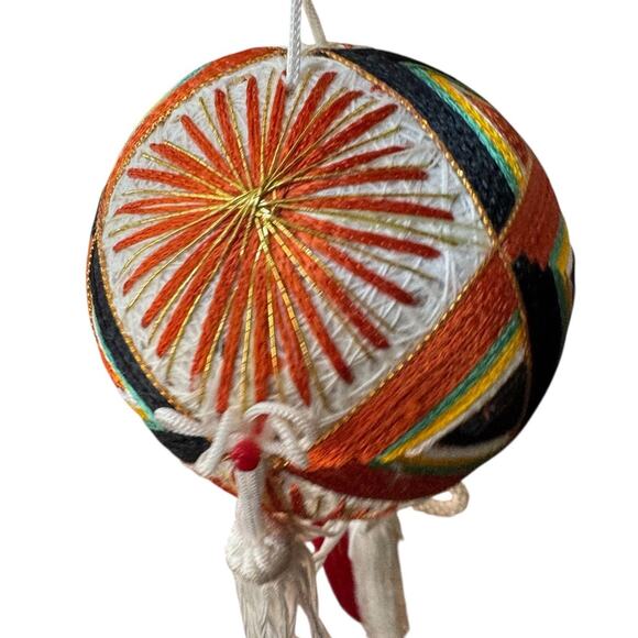 VTG Japanese Temari Ball Ornament Japanese Handcrafted Folk Art Handmade Thread - Picture 9 of 9